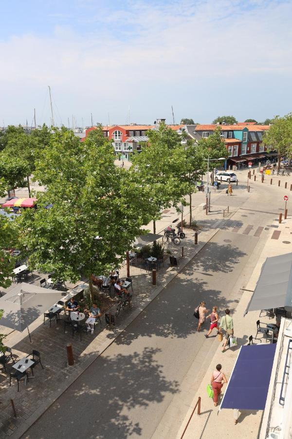 Un Hotel Sur Le Port La Rochelle  Ngoại thất bức ảnh