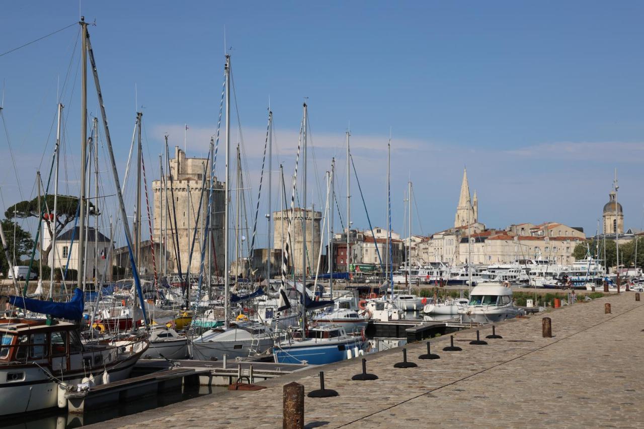 Un Hotel Sur Le Port La Rochelle  Ngoại thất bức ảnh