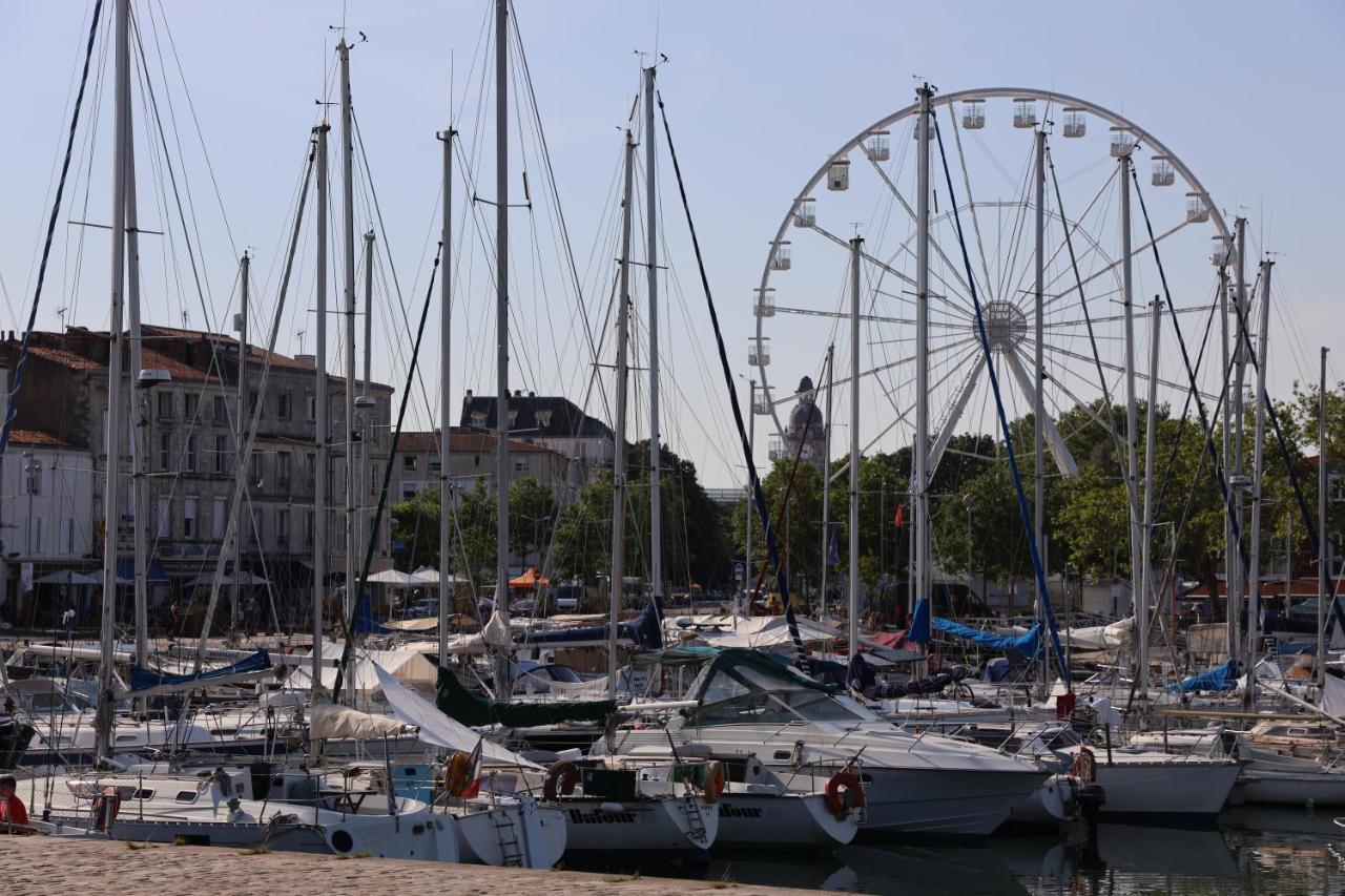 Un Hotel Sur Le Port La Rochelle  Ngoại thất bức ảnh